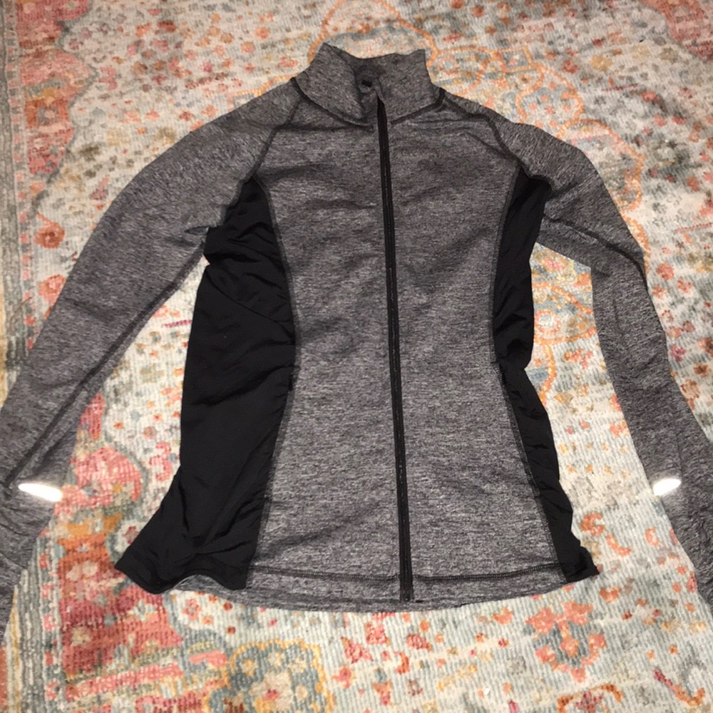 VICTORIA’S SECRET VSX SPORT JACKET
